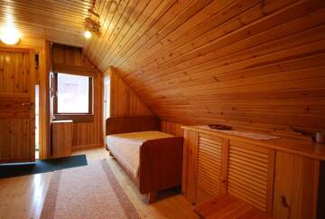 Фото номера Семейный номер с видом на сад Проживание в семье Paide Homestay г. Kriilevälja 4