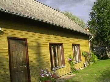 Фото номера Семейный номер с видом на сад Проживание в семье Paide Homestay г. Kriilevälja 9
